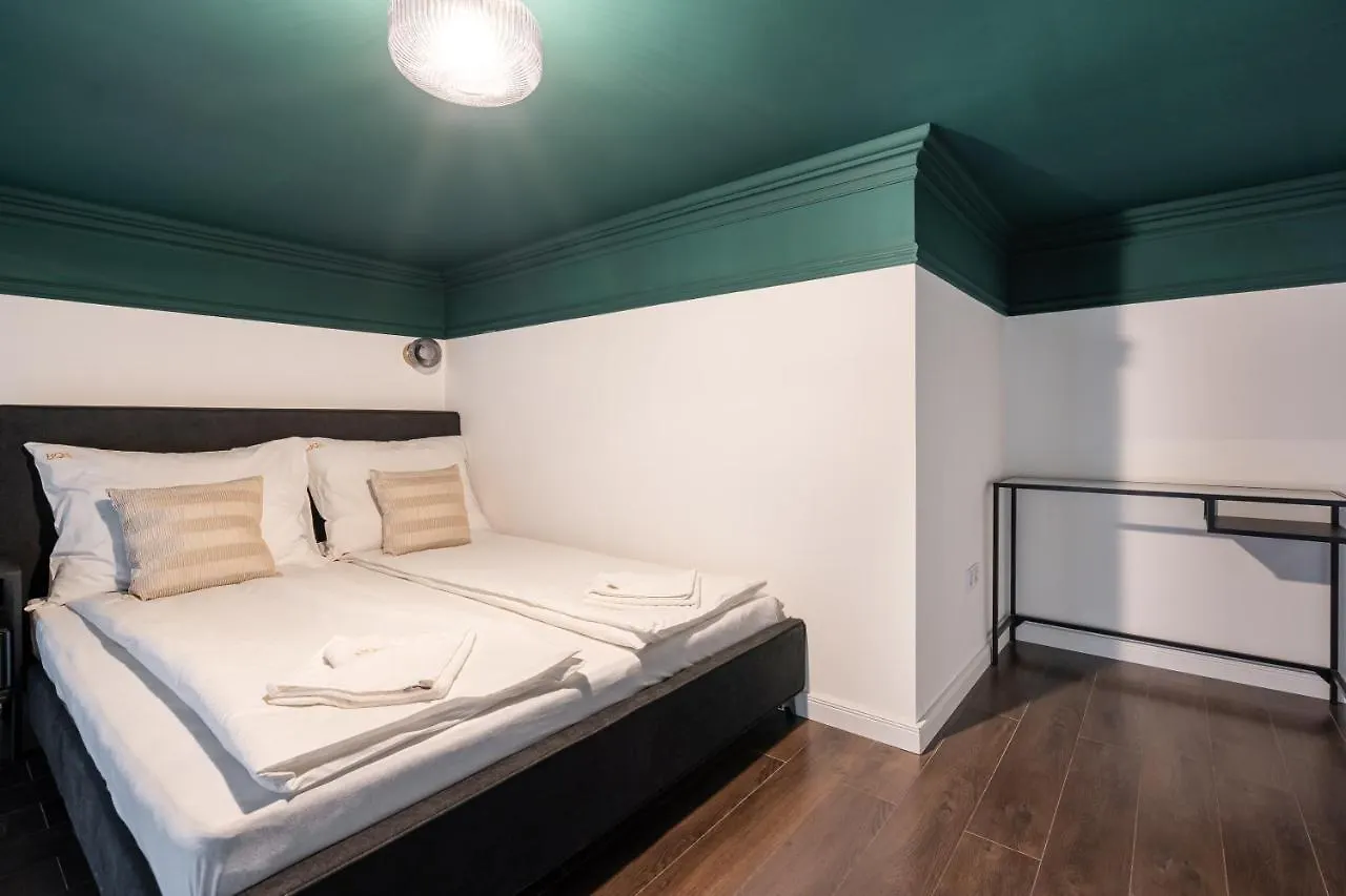E41 - Trendy Boutique Apartments - Prime Spot By Bqa Budapeşte