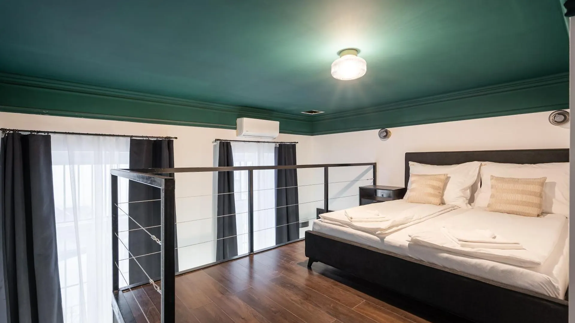 E41 - Trendy Boutique Apartments - Prime Spot By Bqa Budapeşte