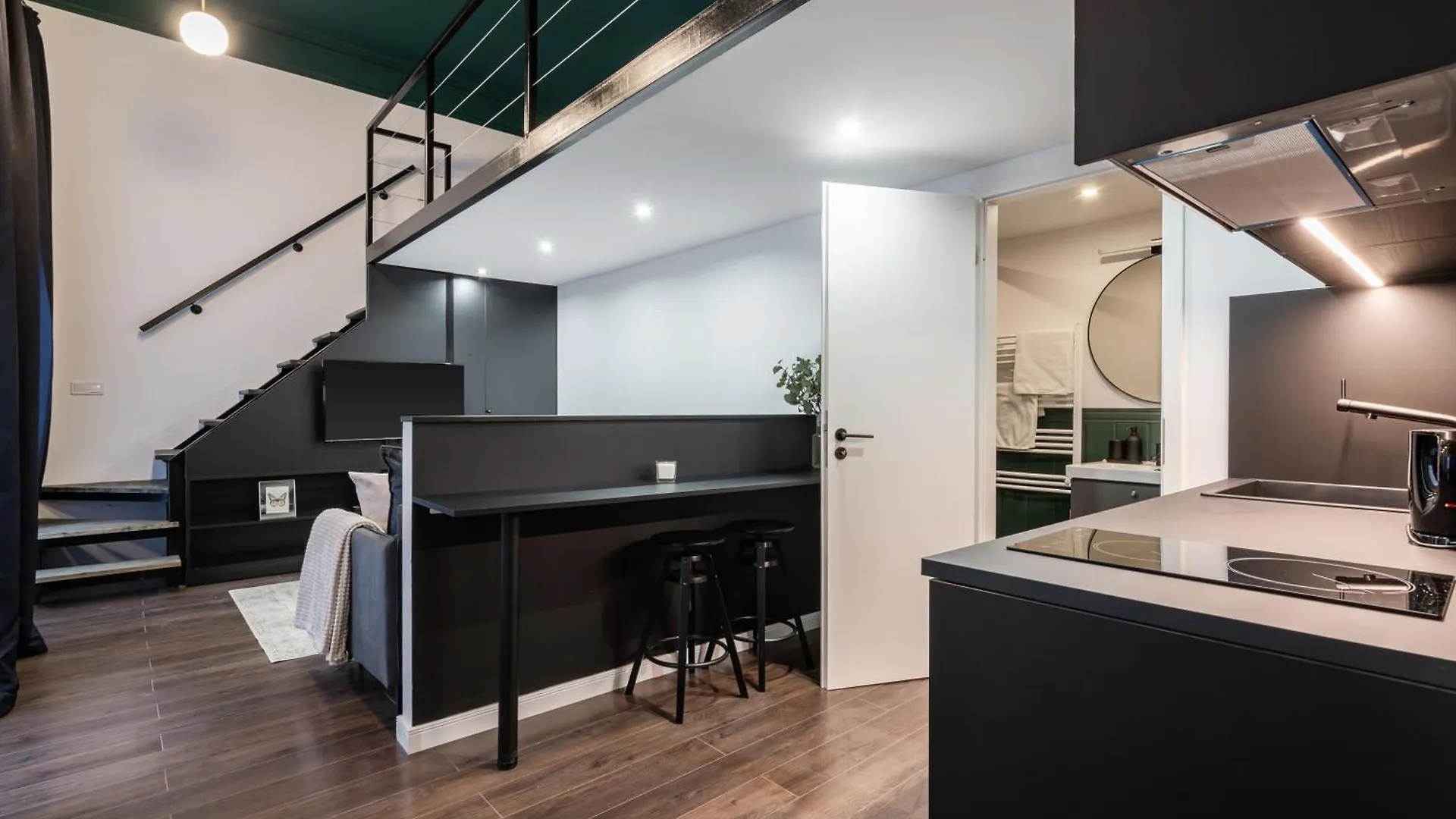 E41 - Trendy Boutique Apartments - Prime Spot By Bqa Budapeşte