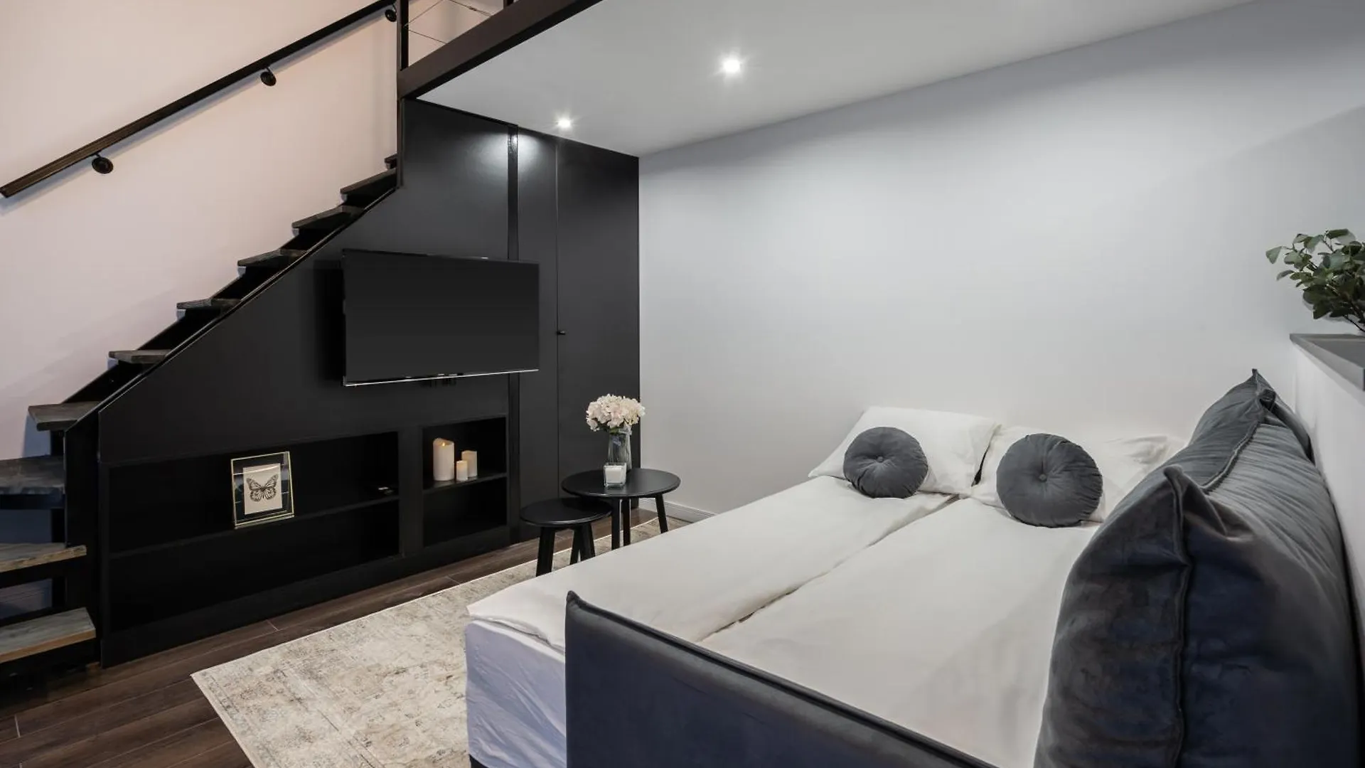 E41 - Trendy Boutique Apartments - Prime Spot By Bqa Budapeszt 0*,