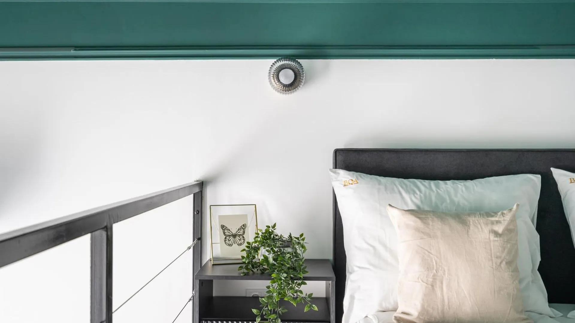 E41 - Trendy Boutique Apartments - Prime Spot By Bqa Budapeszt 0*,  Węgry
