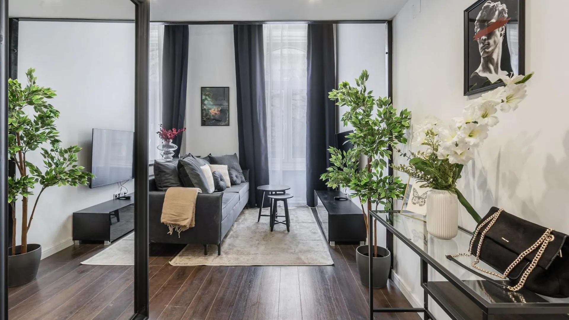 E41 - Trendy Boutique Apartments - Prime Spot By Bqa Budapeszt 0*,  Węgry
