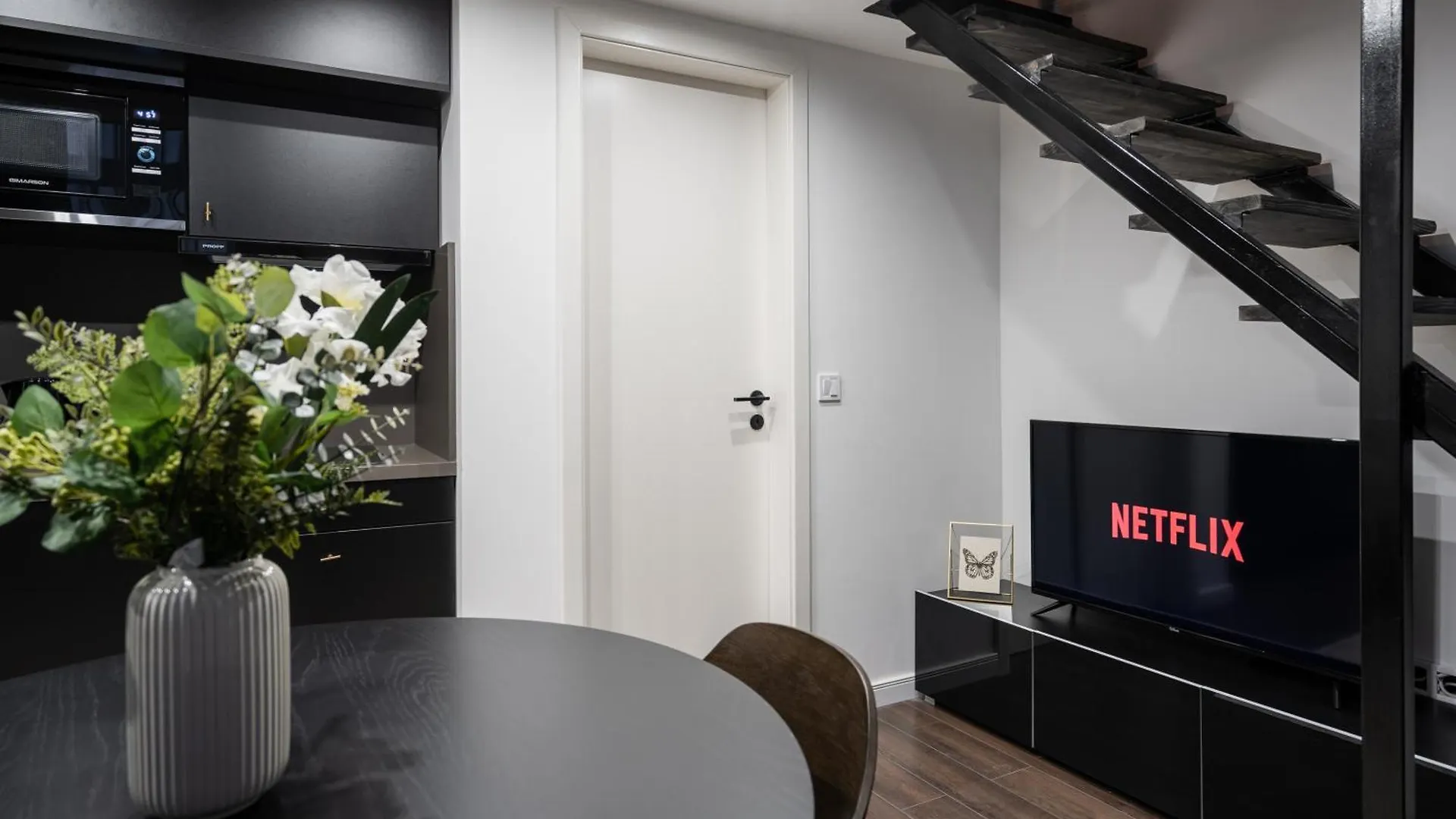 E41 - Trendy Boutique Apartments - Prime Spot By Bqa Budapeszt